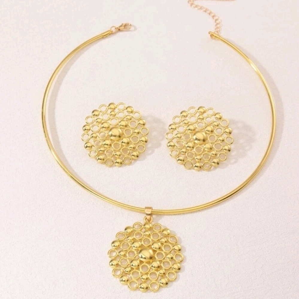 Set of Gold tone Hollow Out Round Charm beaded pendant Necklace & Stud Earrings
